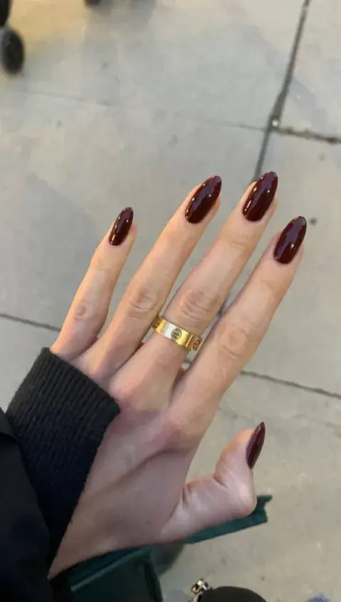 disenos_de_unas_elegantes_e_ideales_para_todo_el_ano_9.jpg disenos_de_unas_elegantes_e_ideales_para_todo_el_ano_9.jpg