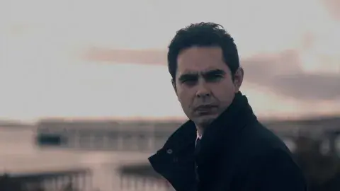 Max Minghella en una imagen de la temporada final de The Handmaid’s Tale. Max Minghella en una imagen de la temporada final de The Handmaid’s Tale.