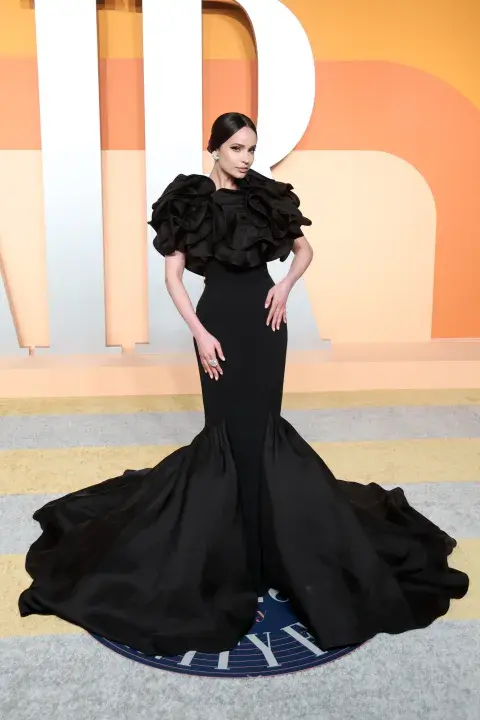 Sofia Carson en la after party de los Premios Oscar 2025. Sofia Carson en la after party de los Premios Oscar 2025.
