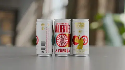 Valientes es el vermut en lata de La Fuerza. Valientes es el vermut en lata de La Fuerza.