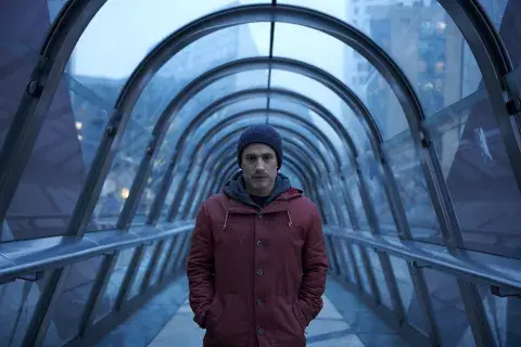 Gael García Bernal es el protagonista de The Other End.