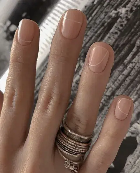 Las uñas rubber se convirtieron en el nuevo must del mundo beauty. Las uñas rubber se convirtieron en el nuevo must del mundo beauty.