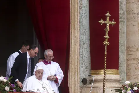 El Papa Francisco en la la Basílica de San Pedro, el 20 de abril de 2025, en la Ciudad del Vaticano. El Papa Francisco en la la Basílica de San Pedro, el 20 de abril de 2025, en la Ciudad del Vaticano.