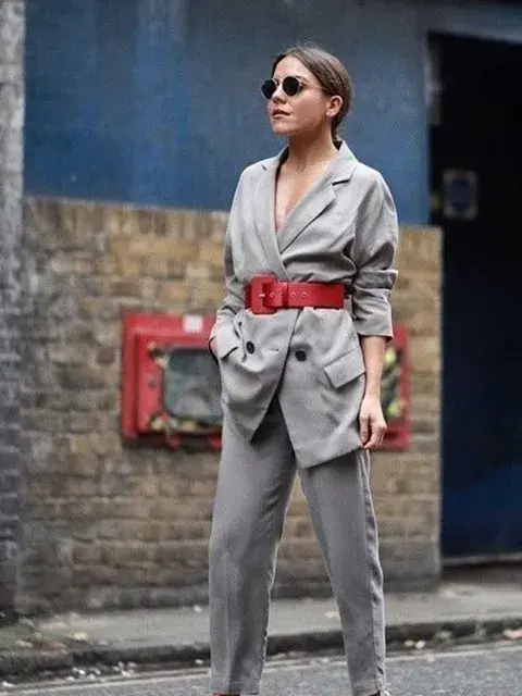 Por arriba de los blazers una manera de sumarlos a tu look Por arriba de los blazers una manera de sumarlos a tu look