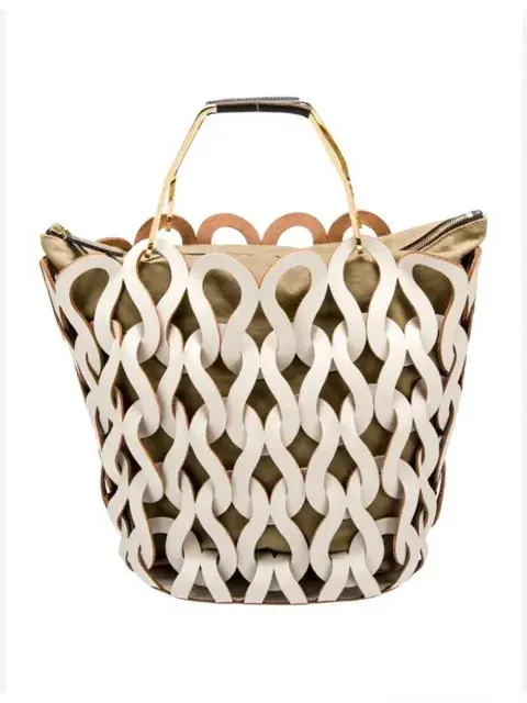 Bolso de cuero entrelazada creado por Marni Bolso de cuero entrelazada creado por Marni
