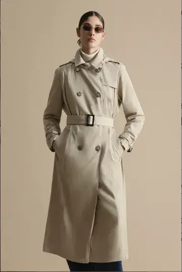 Trench de gabardina