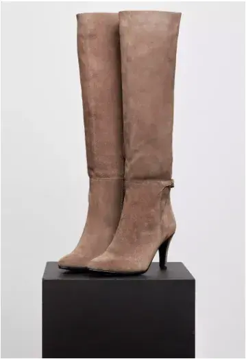 Bota caña alta de gamuza Bota caña alta de gamuza