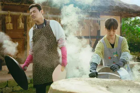Kang Ha-neul y Go Min-si son los protagonistas de El sabor de lo nuestro. Kang Ha-neul y Go Min-si son los protagonistas de El sabor de lo nuestro.