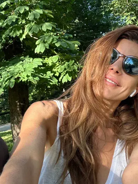 Juliana Awada con look casual durante su viaje a Madrid Juliana Awada con look casual durante su viaje a Madrid