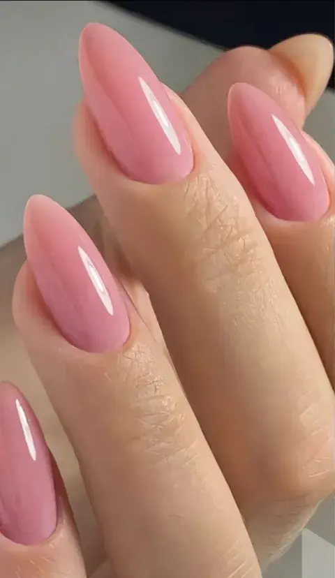 Si te gustan los rosas, este tono más apagado es perfecto. Si te gustan los rosas, este tono más apagado es perfecto.