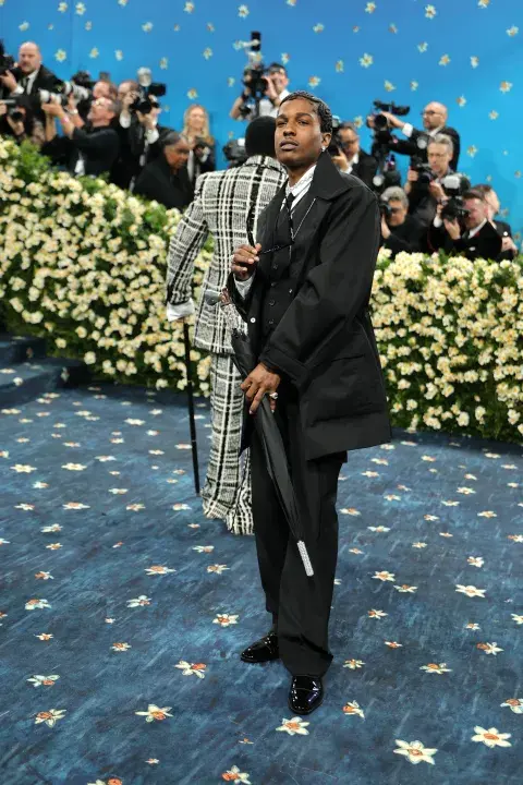 A$AP Rocky en la Met Gala 2025. A$AP Rocky en la Met Gala 2025.