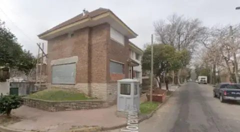 La casa queda en Beccar y se trata de una casa real