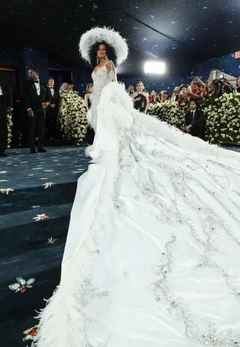 Diana Ross en la Met Gala 2025. Diana Ross en la Met Gala 2025.