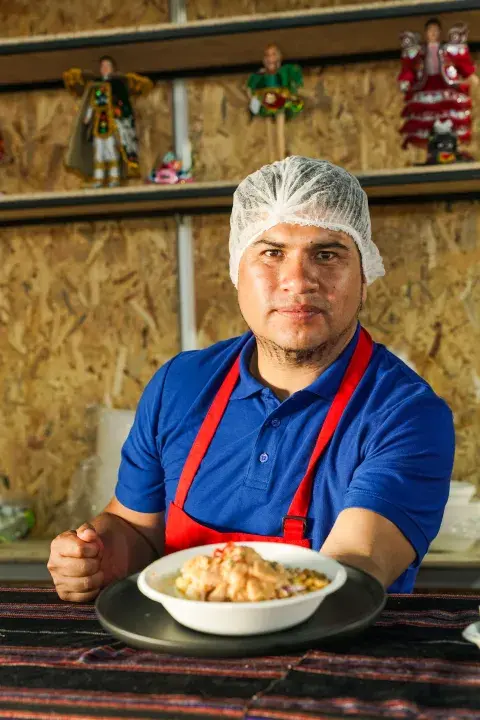 La integración de sabores y costumbres culinarias es lo que le da riqueza a la gastronomía peruana. Cada año la feria Perú Mucho Gusto convoca a aficionados del mundo entero para probar los platos tradicionales.