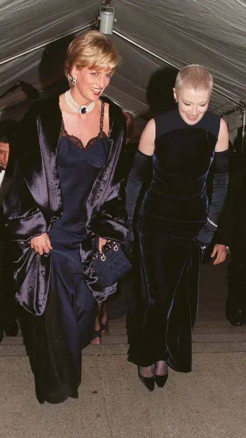 Lady Di (1996) – Dior Lady Di (1996) – Dior