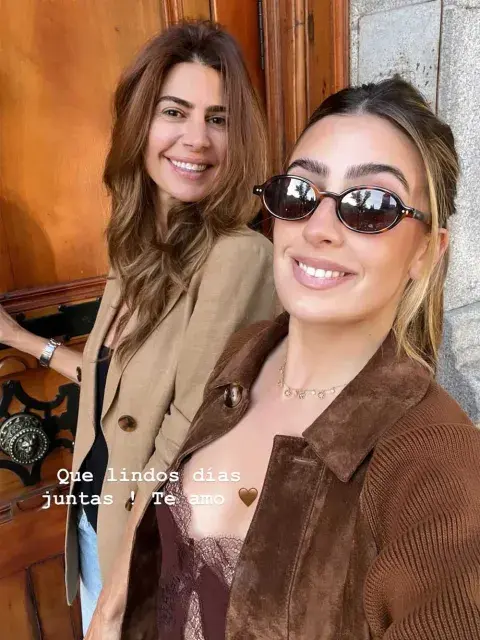 Juliana Awada y Tini Barbier con un estilismo en composé