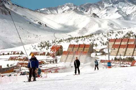 Las Leñas, en Mendoza, gran destino para las vacaciones de invierno.