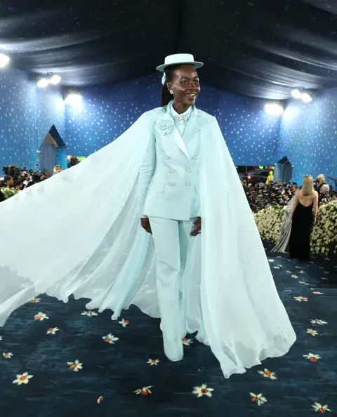 Lupita Nyong'o en la Met Gala 2025. Lupita Nyong'o en la Met Gala 2025.