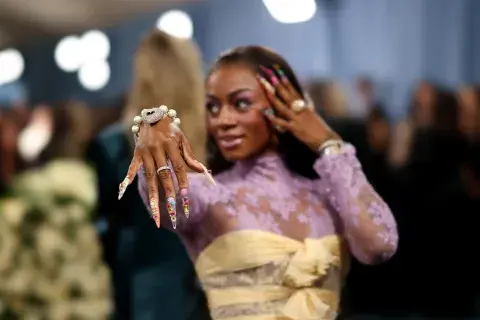 Sha'Carri Richardson, diseñadora de moda, lució unas uñas super originales y divertidas. Sha'Carri Richardson, diseñadora de moda, lució unas uñas super originales y divertidas.