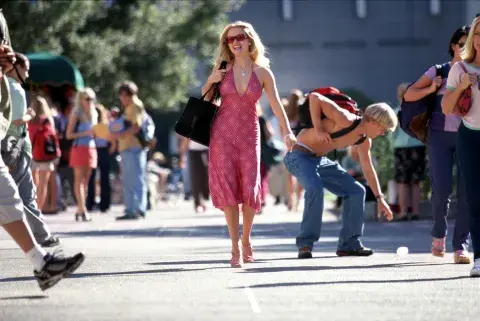 Reese Witherspoon en una escena de Legalmente rubia (Legally Blonde).