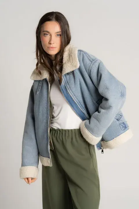 Un gamulán súper canchero de denim 