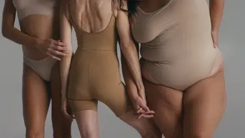 Con “Toda tu piel importa”, Dove reafirma su compromiso con una belleza más amplia, real y consciente, invitando a las personas a cuidar la piel de todo su cuerpo. Con “Toda tu piel importa”, Dove reafirma su compromiso con una belleza más amplia, real y consciente, invitando a las personas a cuidar la piel de todo su cuerpo.