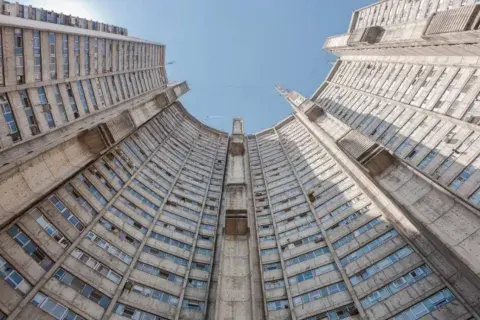 Torre Dorrego: el ícono brutalista de Palermo que volvió al centro de la escena por El Eternauta