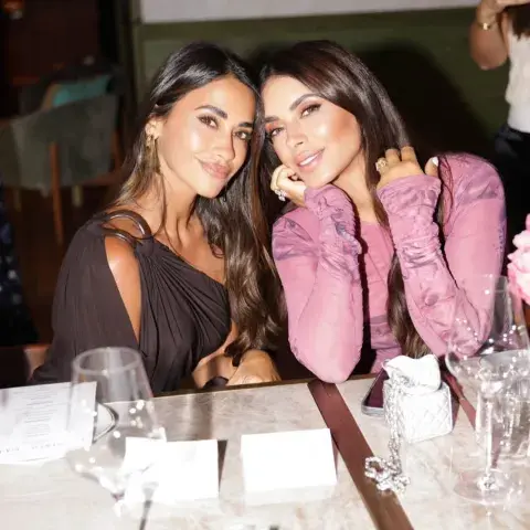 Antonela Roccuzzo y Daniella Semaan. Antonela Roccuzzo y Daniella Semaan.