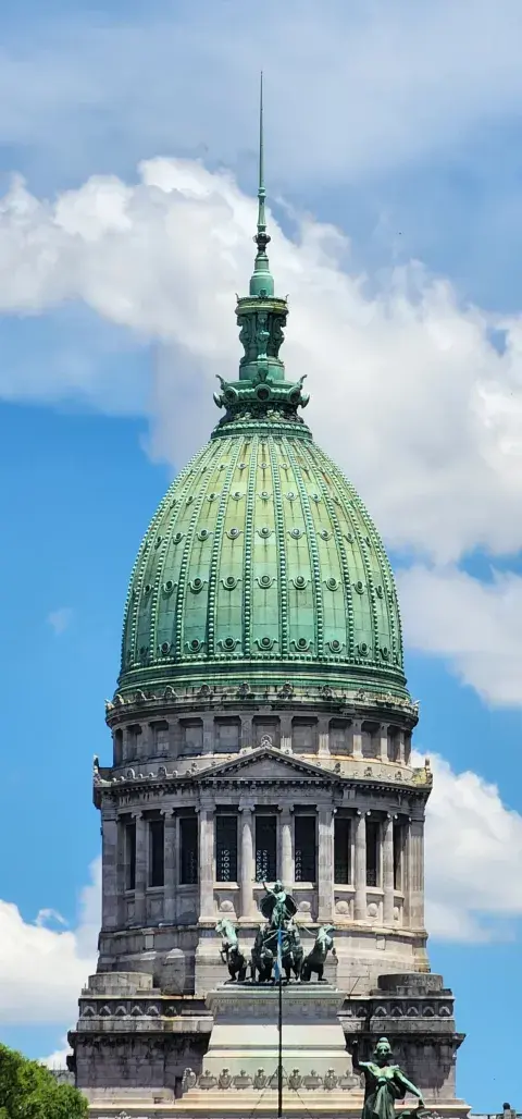 La cúpula del Congreso de La Nación es la más significativa de la ciudad, según La reina de las cúpulas. La cúpula del Congreso de La Nación es la más significativa de la ciudad, según La reina de las cúpulas.