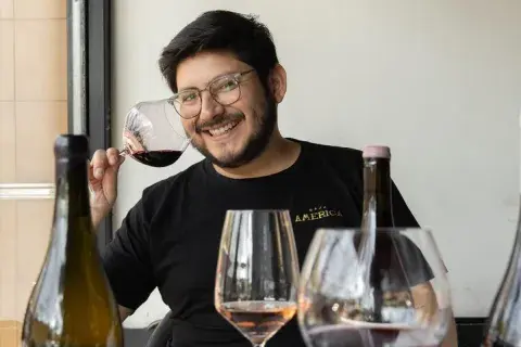 Freddy Morales - Baja América Freddy Morales - Baja América