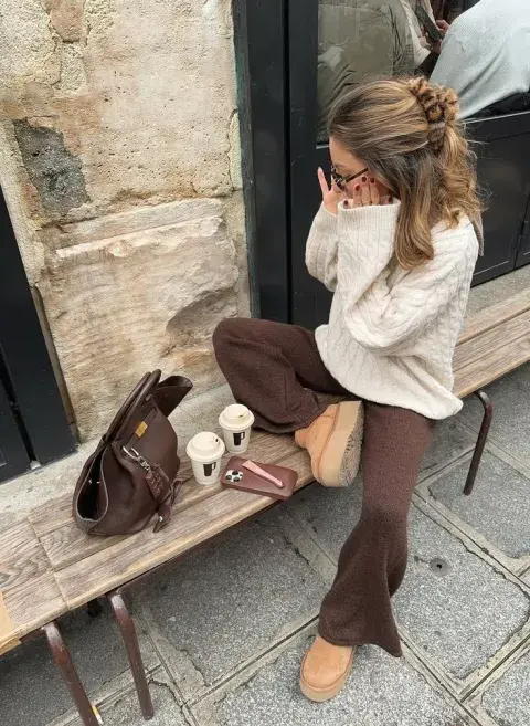 El mocha mousse es el color para el 2025 elegido por Pantone El mocha mousse es el color para el 2025 elegido por Pantone