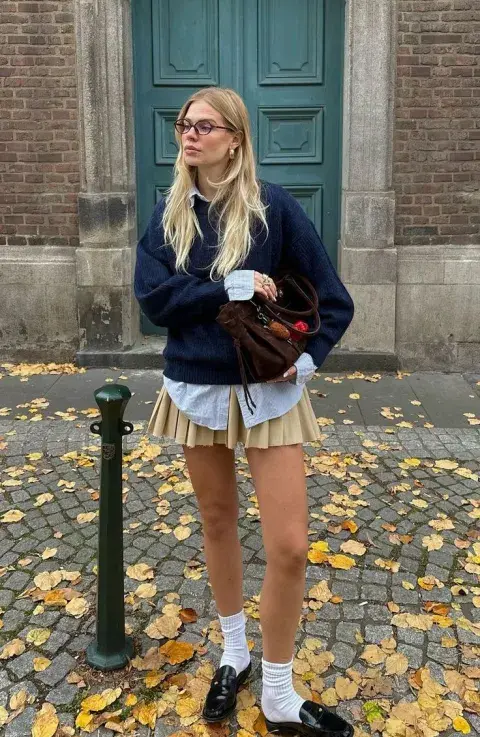 sweater y falda sweater y falda