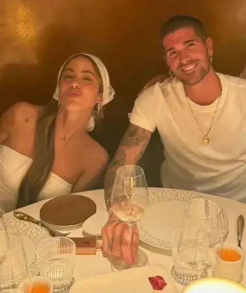 Tini Stoessel sumó a su look el accesorio fashionista que será tendencia en el verano 2026 Tini Stoessel sumó a su look el accesorio fashionista que será tendencia en el verano 2026