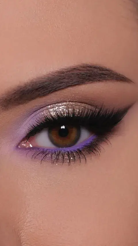 A la hora de elegir sombras, entender tu colorimetría puede ser clave A la hora de elegir sombras, entender tu colorimetría puede ser clave