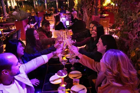 Dónde festejar el Día del Amigo: 25 propuestas con promos para celebrar Dónde festejar el Día del Amigo: 25 propuestas con promos para celebrar