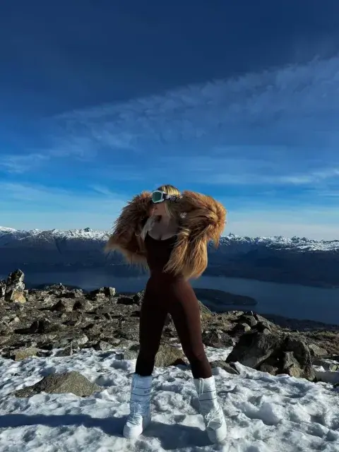 Pampita, Wanda y La China las lucieron en la Patagonia Pampita, Wanda y La China las lucieron en la Patagonia