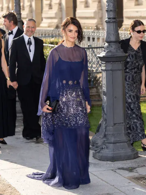 Penélope Cruz en la Semana de la Alta Moda en París. Penélope Cruz en la Semana de la Alta Moda en París.
