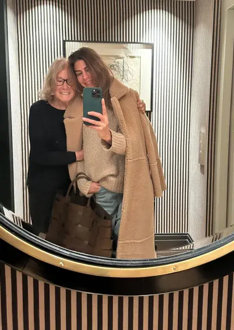 Sofisticada, natural y siempre impecable, Juliana Awada siempre es tendencia. 