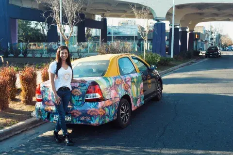 Magalí, taxista en Buenos Aires: un oficio que legó de su papá Magalí, taxista en Buenos Aires: un oficio que legó de su papá