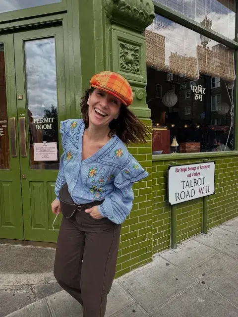 El look vintage de Natalia Oreiro en Londres.