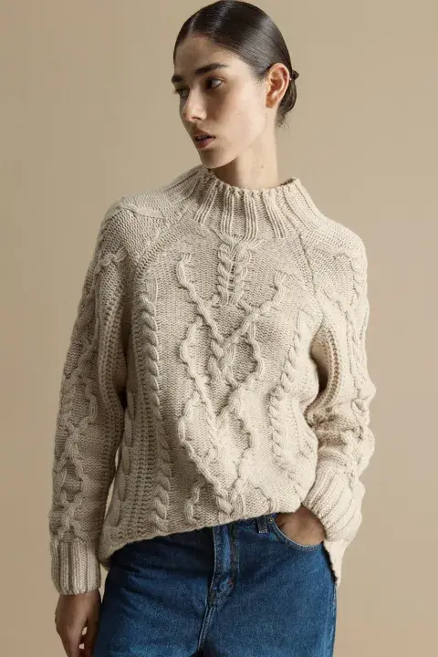 Un modelo clásico con 80% de lana en su composición (PERRAMUS $150.500,00) Un modelo clásico con 80% de lana en su composición (PERRAMUS $150.500,00)