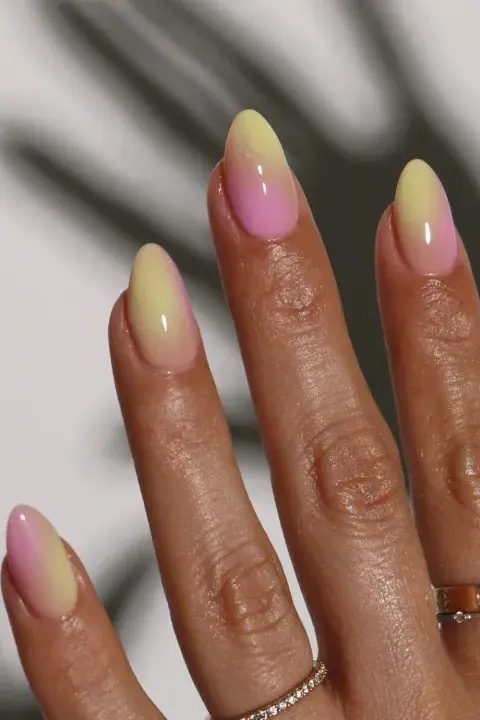 Uñas sorbete: la manicura más dulce para ponerle color al invierno Uñas sorbete: la manicura más dulce para ponerle color al invierno