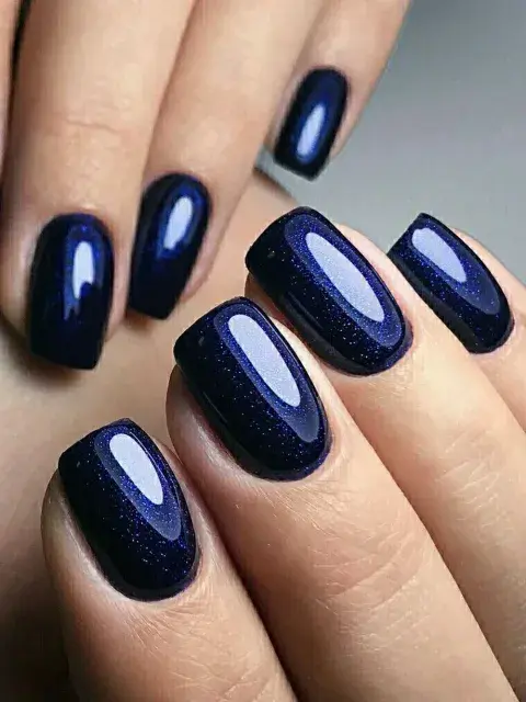 El azul profundo, otro de los elegidos de este estilo El azul profundo, otro de los elegidos de este estilo