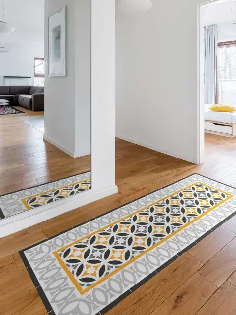 Otra opción es sumarlas a la entrada de nuestra casa, suman estética y color