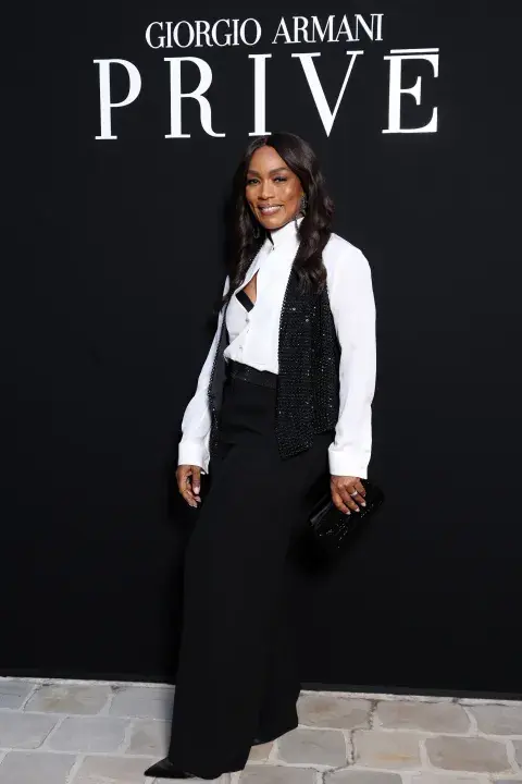 Angela Bassett y la tendencia de la sastrería reinventada. Angela Bassett y la tendencia de la sastrería reinventada.