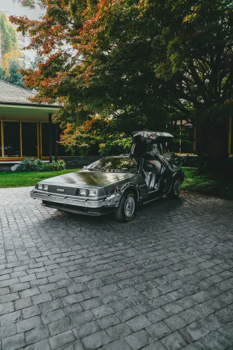 Dónde ver en Buenos Aires el Delorean de Volver al futuro. Dónde ver en Buenos Aires el Delorean de Volver al futuro.