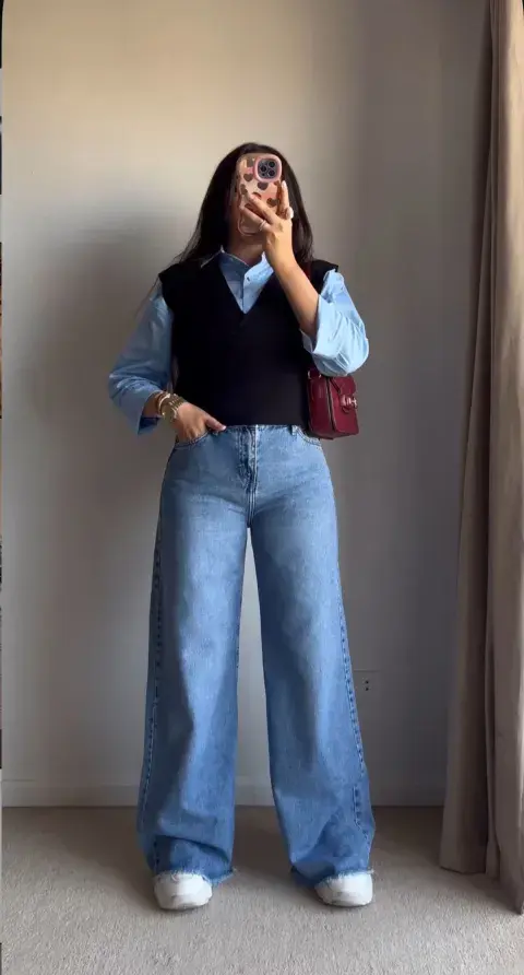 JEANS ACAMPANADOS JEANS ACAMPANADOS