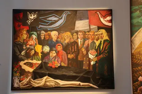 El funeral de un obrero, de Antonio Berni, es una obra que no se ve habitualmente. Pertenece a un coleccionista privado y se exhibe en Galería Sur. El funeral de un obrero, de Antonio Berni, es una obra que no se ve habitualmente. Pertenece a un coleccionista privado y se exhibe en Galería Sur.