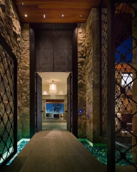 La casa de Jennifer Aniston en Bel Air: moderna, sensorial y hollywoodense.