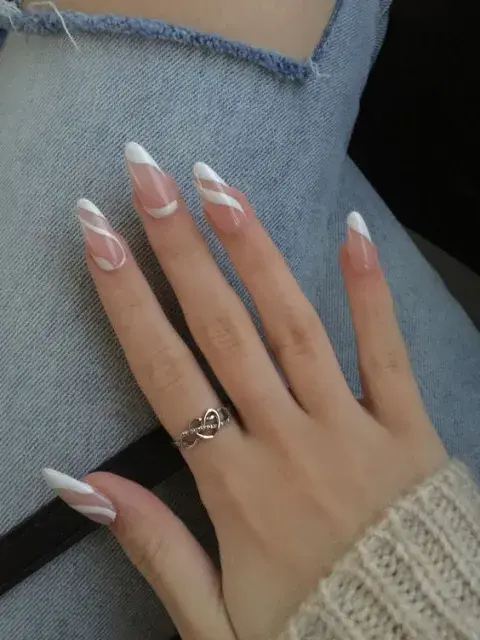 Uñas acrílicas tendencia en agosto: 10 diseños de nail art para que te inspires 